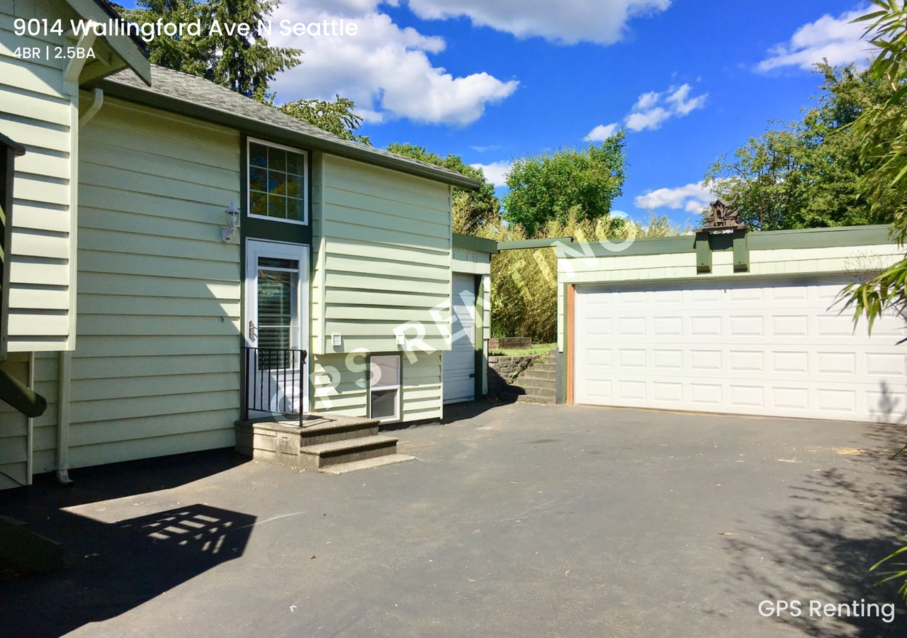 9014 Wallingford Ave N - Photo 3 of 22