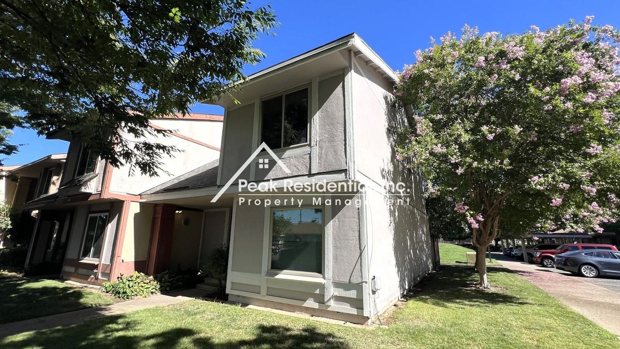 5313 Broadway - Photo 2 of 9