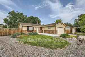 featured image of 4653 S Cole St