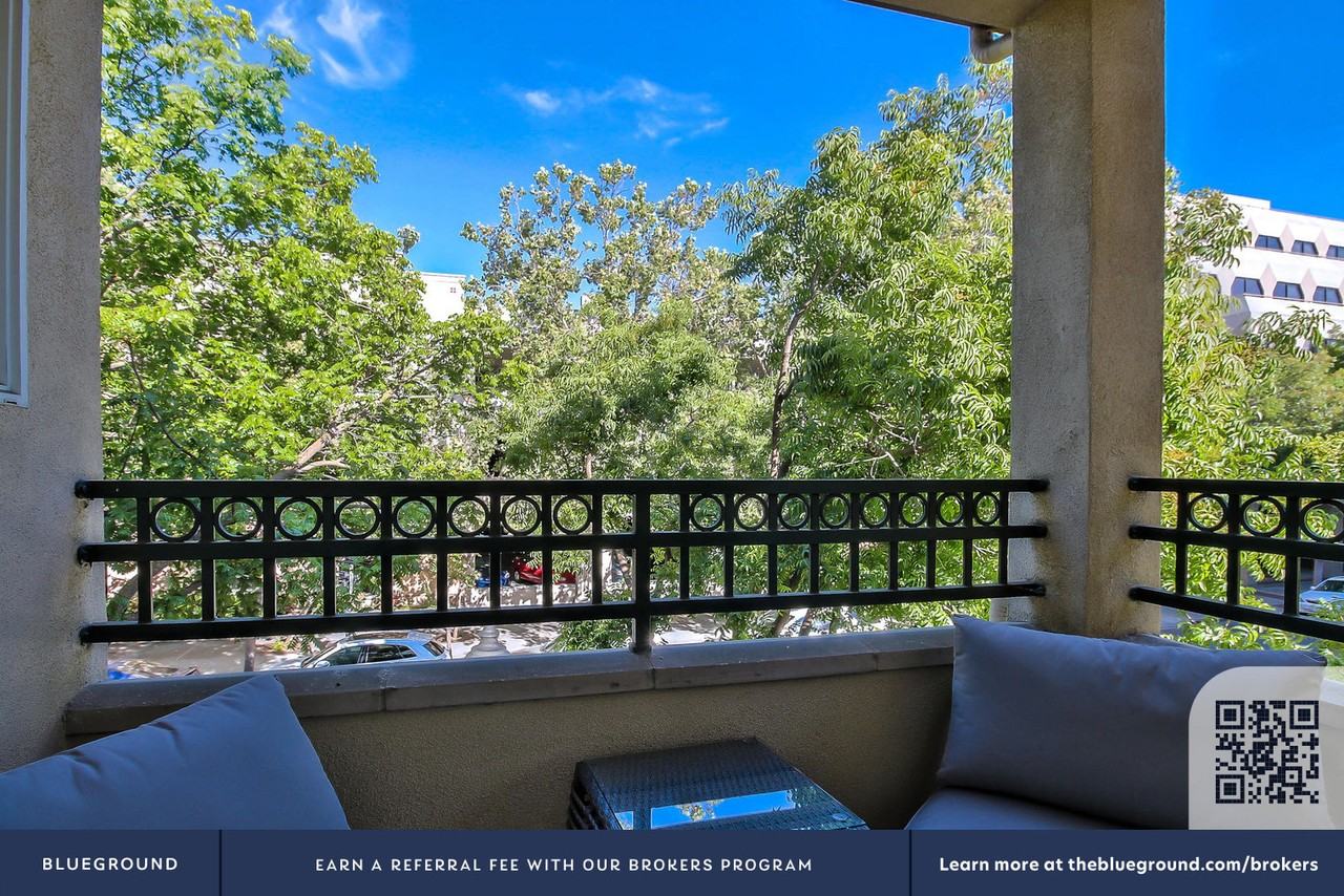 108 Bryant St #1653 - Photo 4 of 18