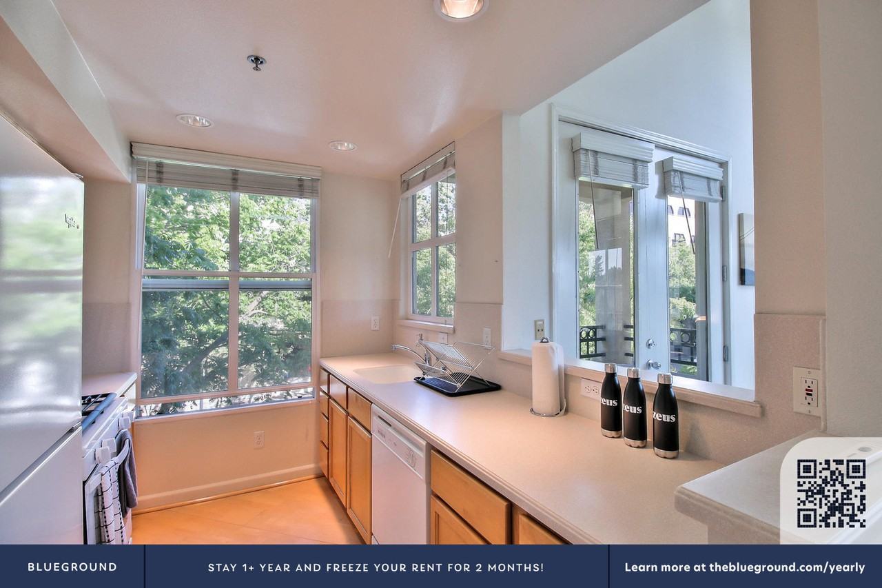 108 Bryant St #1653 - Photo 7 of 18