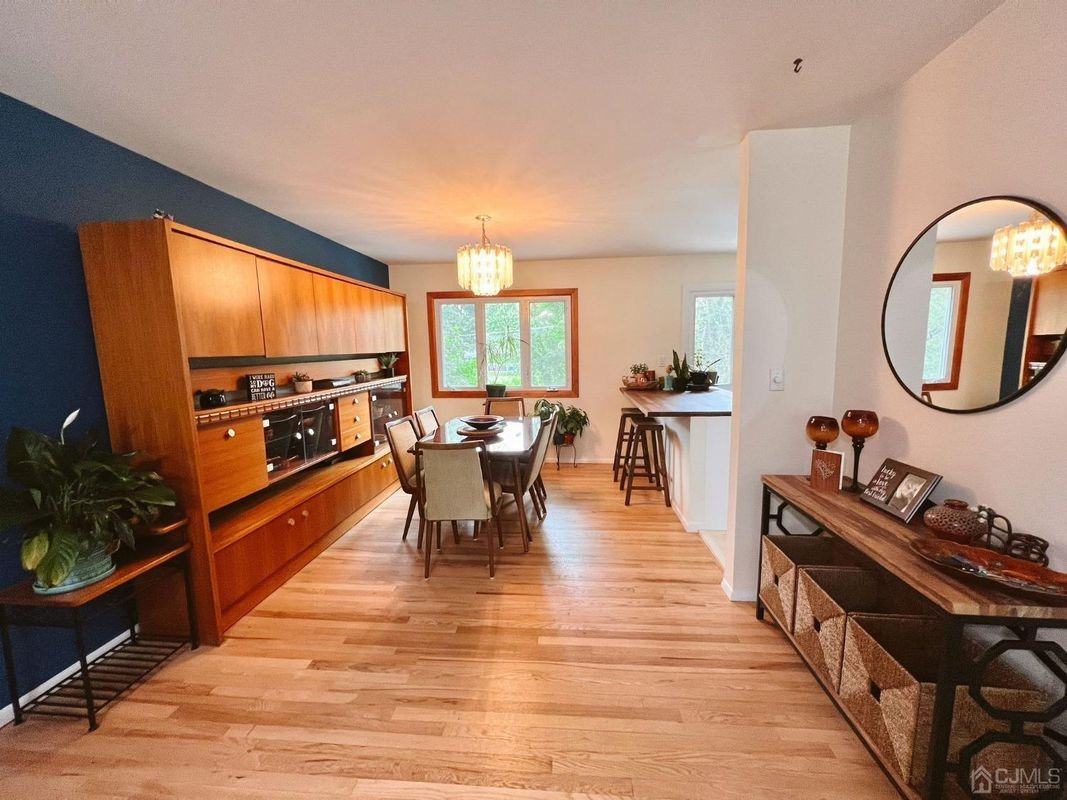 7 Heritage Dr - Photo 3 of 13