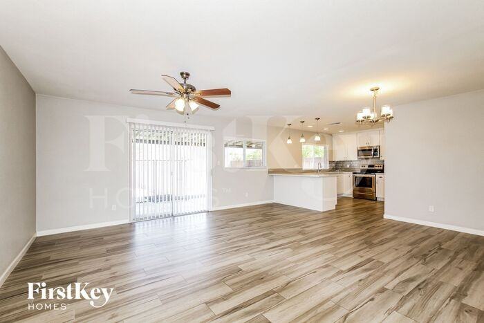 4108 W Desert Hills Dr - Photo 3 of 15
