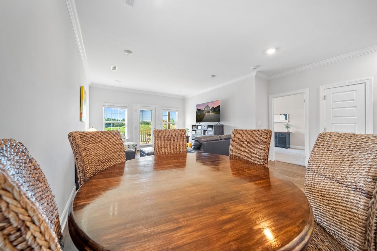 1621 Spring Berry Ln #NA - Photo 6 of 48