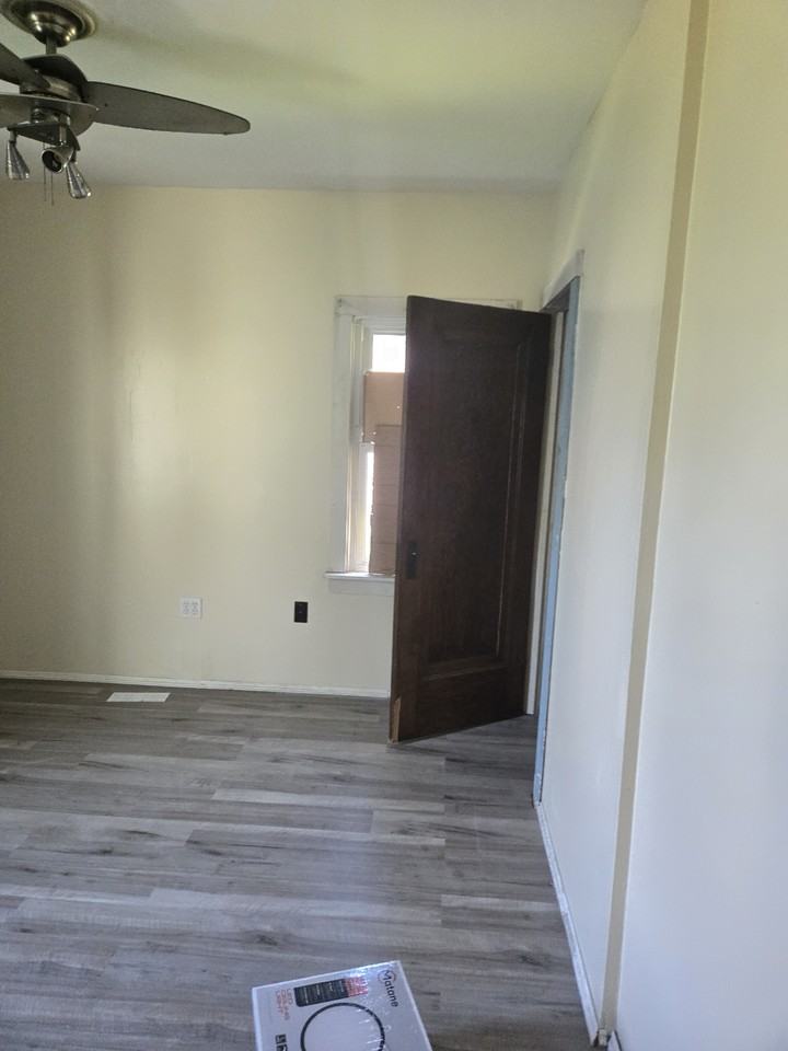 4862 N 25th St - Photo 3 of 4