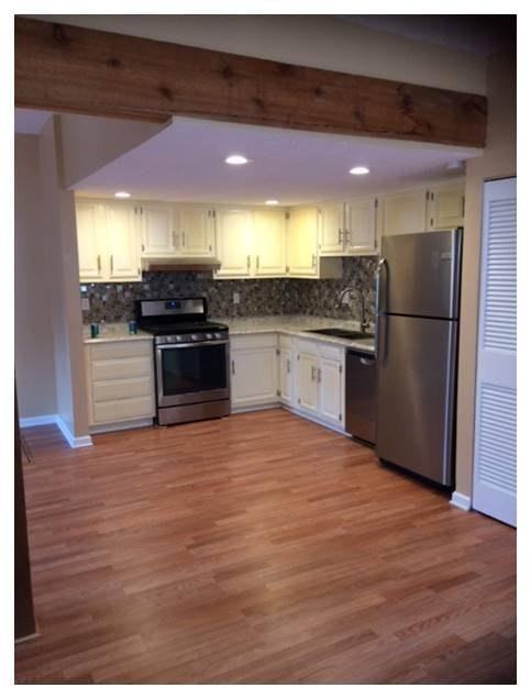 2820 Bridge Avenue #B - Photo 2 of 18