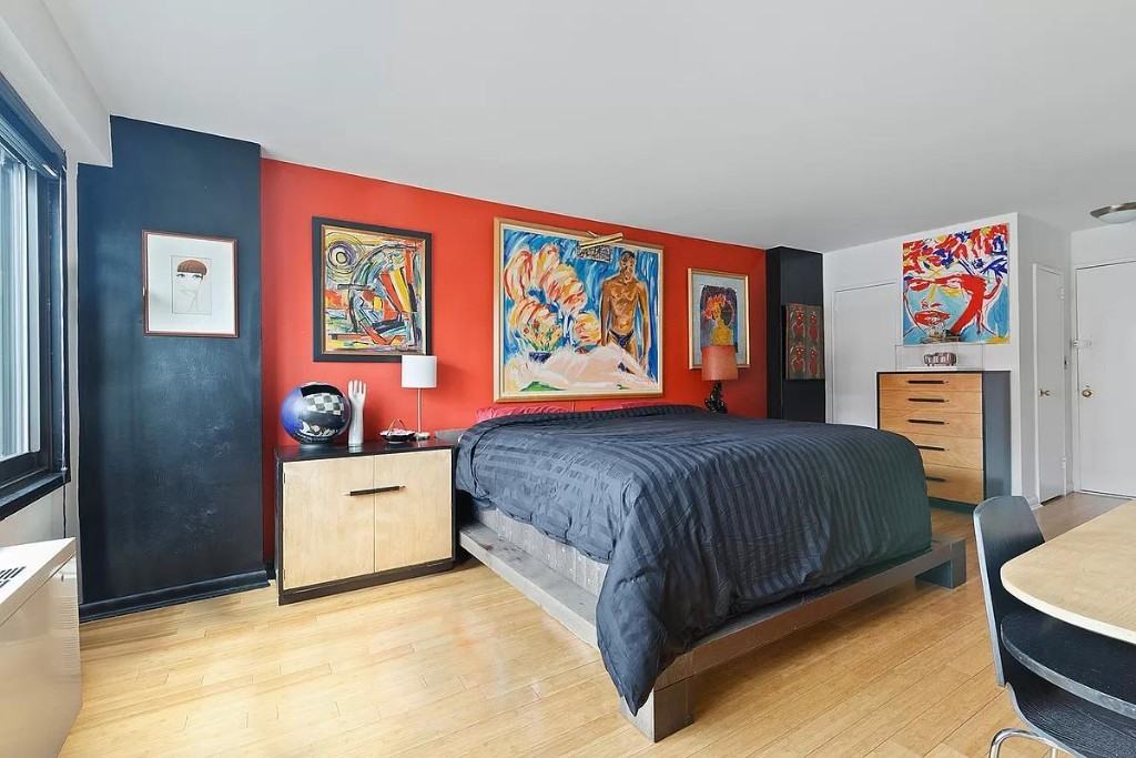 W 21st St #10CDE - Photo 4 of 5