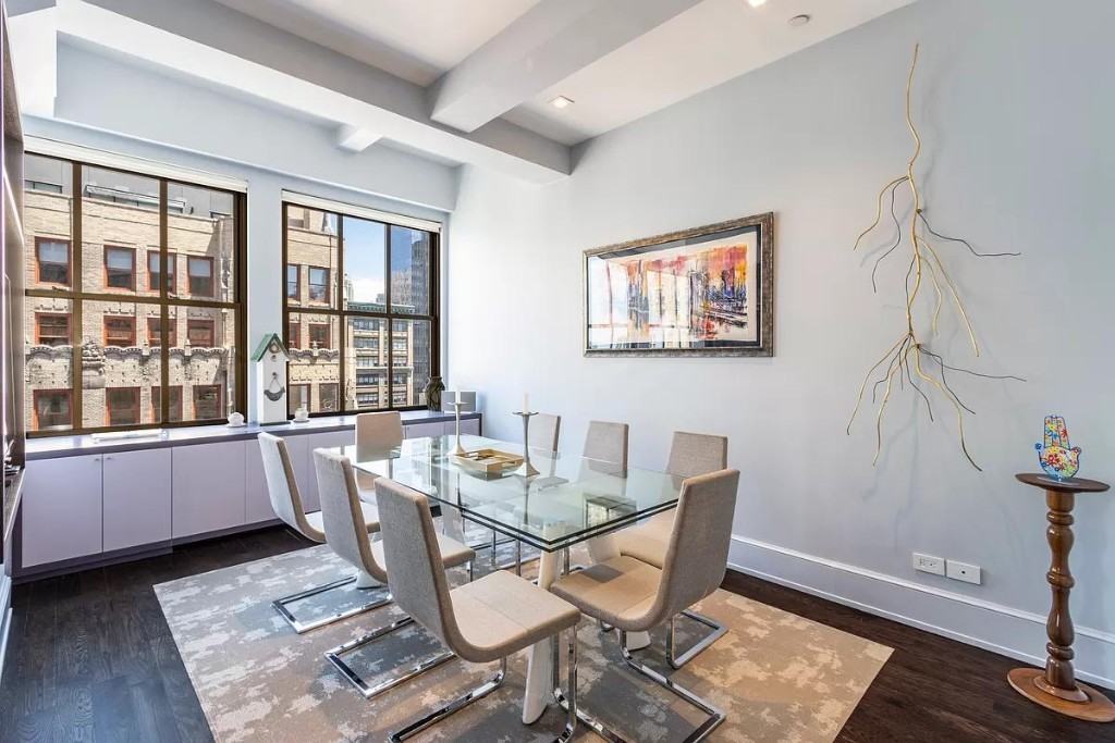 W 30th St #17A - Photo 4 of 16