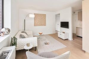 featured image of W 19th St #6G