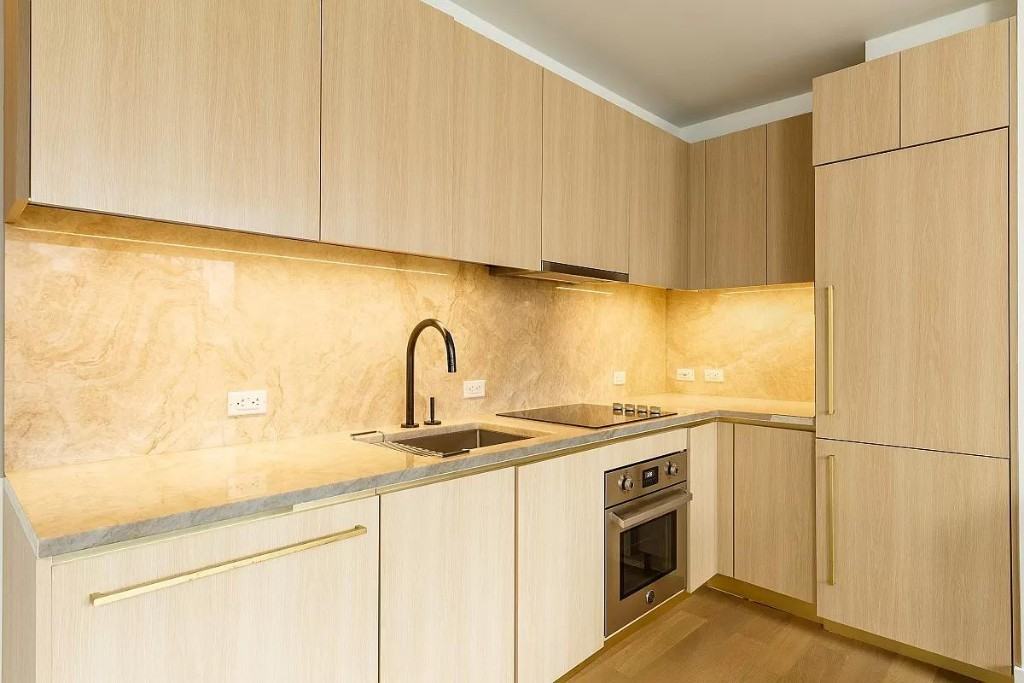 W 19th St #9B - Photo 5 of 13