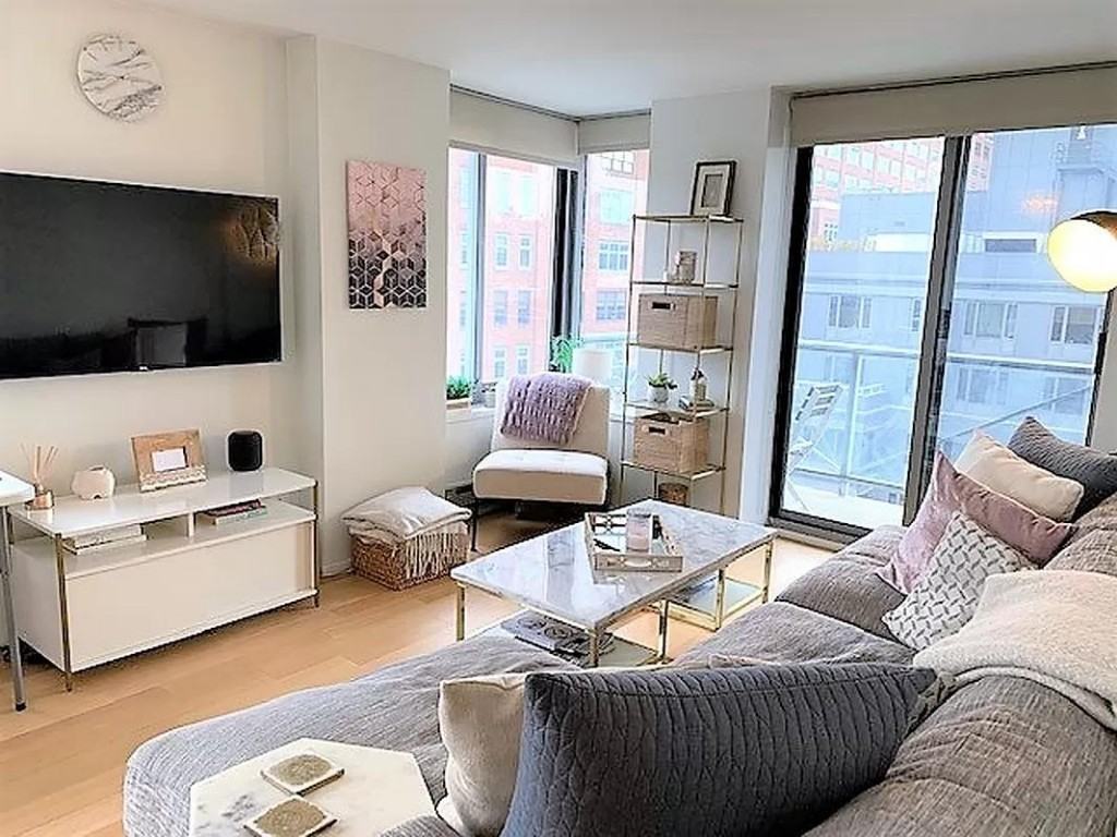 W 17th St #8G - Photo 2 of 19