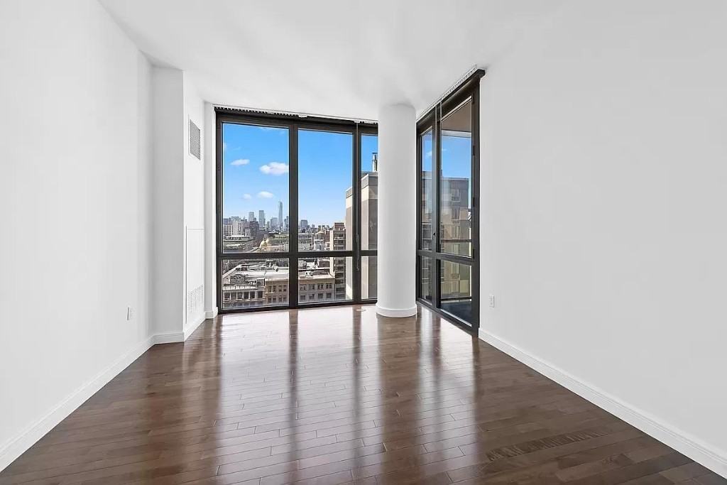 W 24th St #15B - Photo 4 of 20