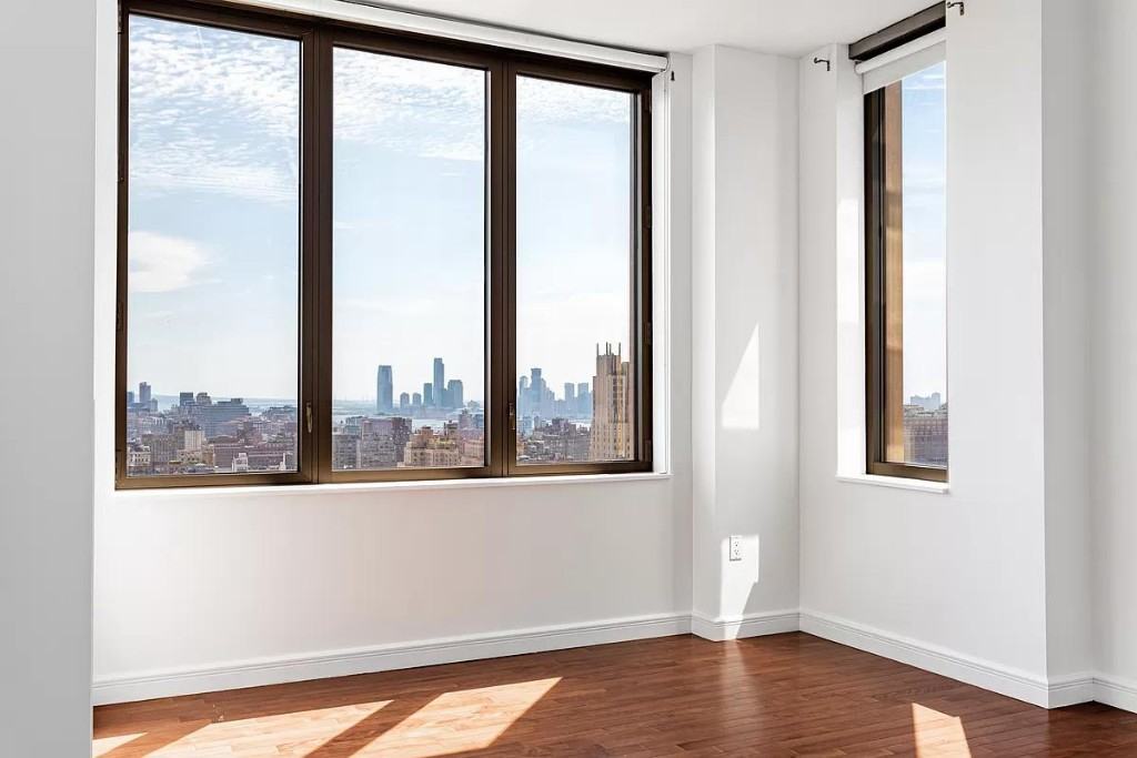 W 24th St #28C - Photo 7 of 20