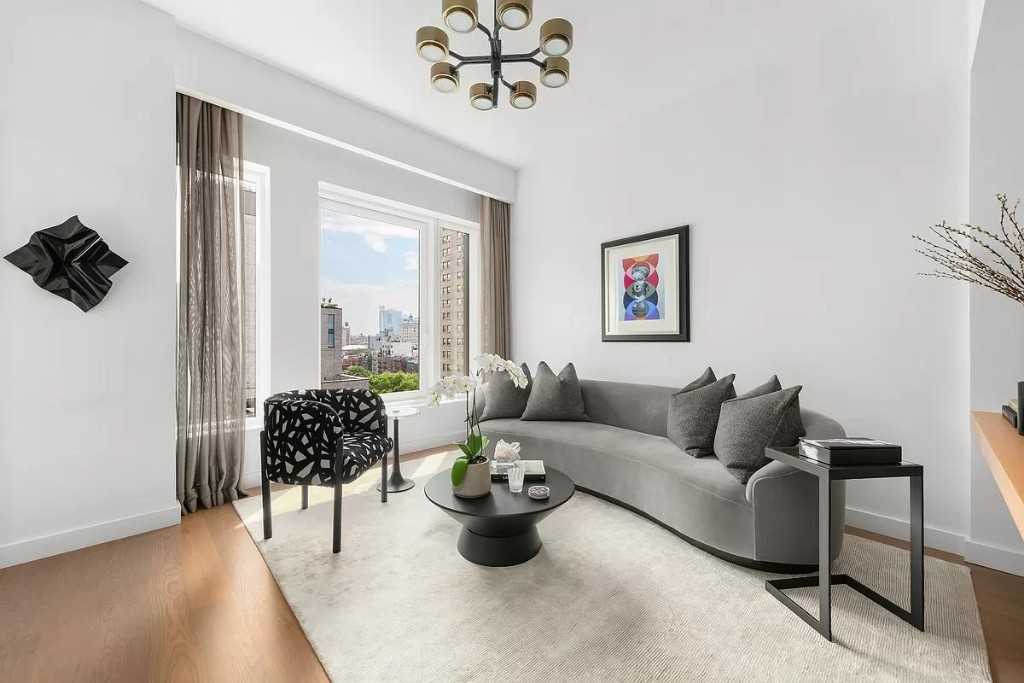 Broome St #7D - Photo 2 of 18