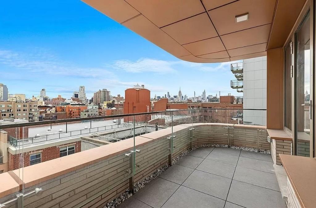 Delancey St #7C - Photo 6 of 8