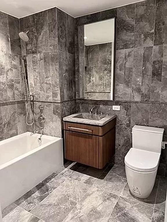 Delancey St #7E - Photo 5 of 13