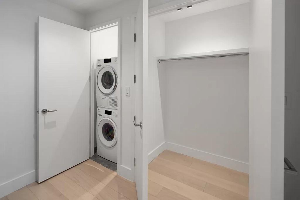 Delancey St #2C - Photo 4 of 8