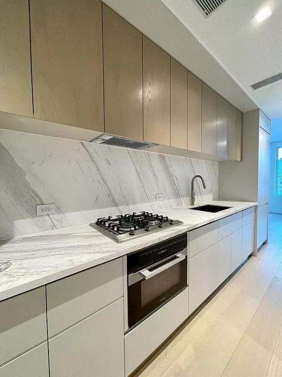 Delancey St #6G - Photo 7 of 20