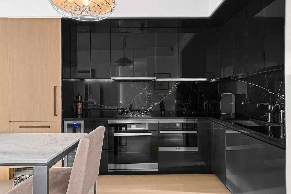 Orchard St #5B - Photo 2 of 7