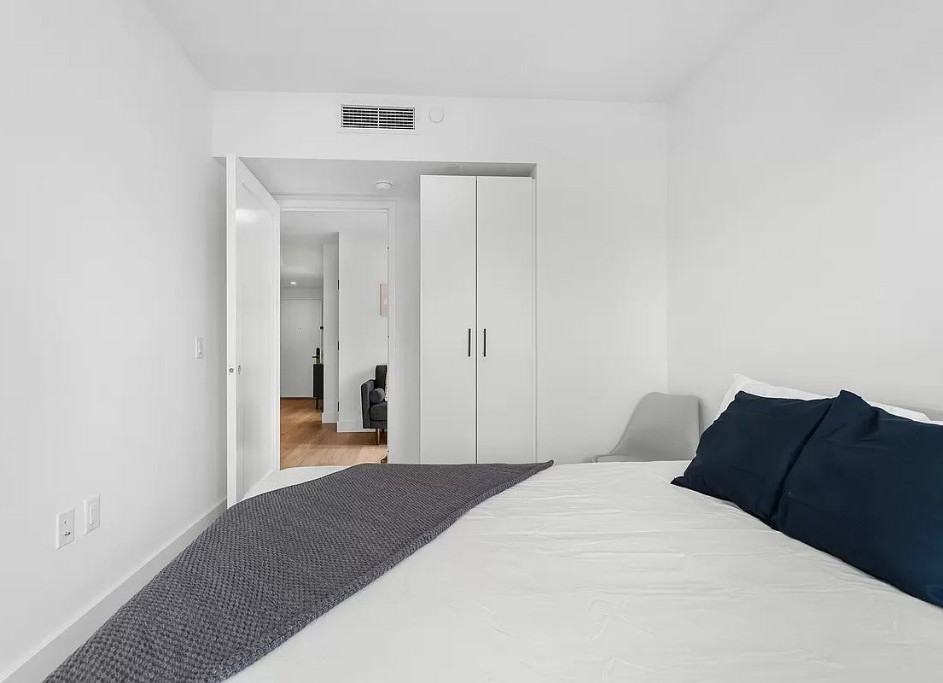 Pitt St #11E - Photo 4 of 20