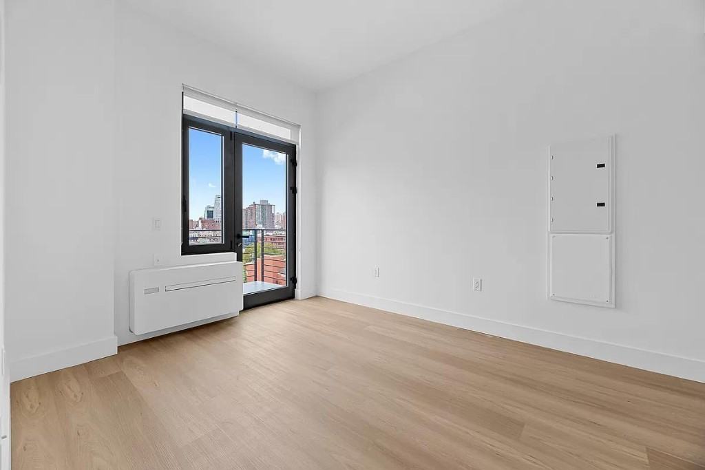 Pitt St #12D - Photo 3 of 9