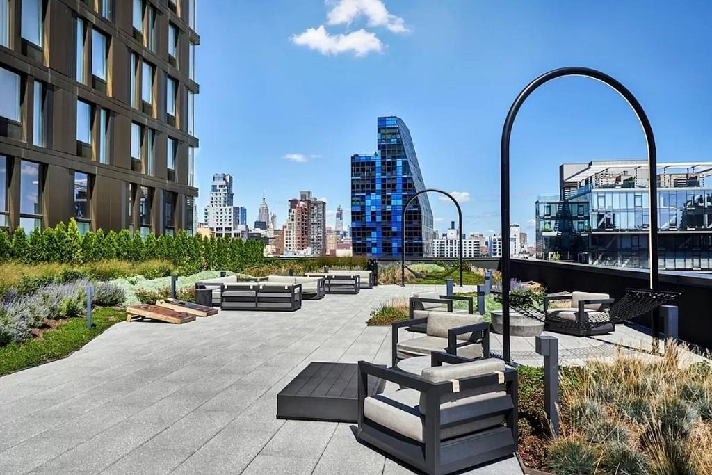 Delancey St #1609 - Photo 7 of 13