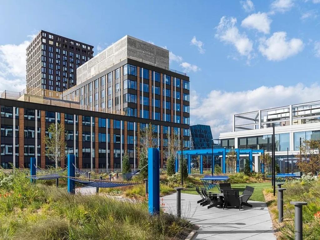 Broome St #2305 - Photo 7 of 11