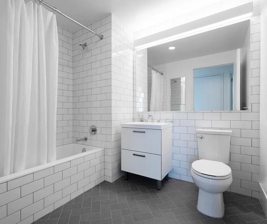 Broome St #1001 - Photo 2 of 10