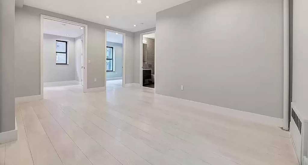 Stanton St #5B - Photo 2 of 8