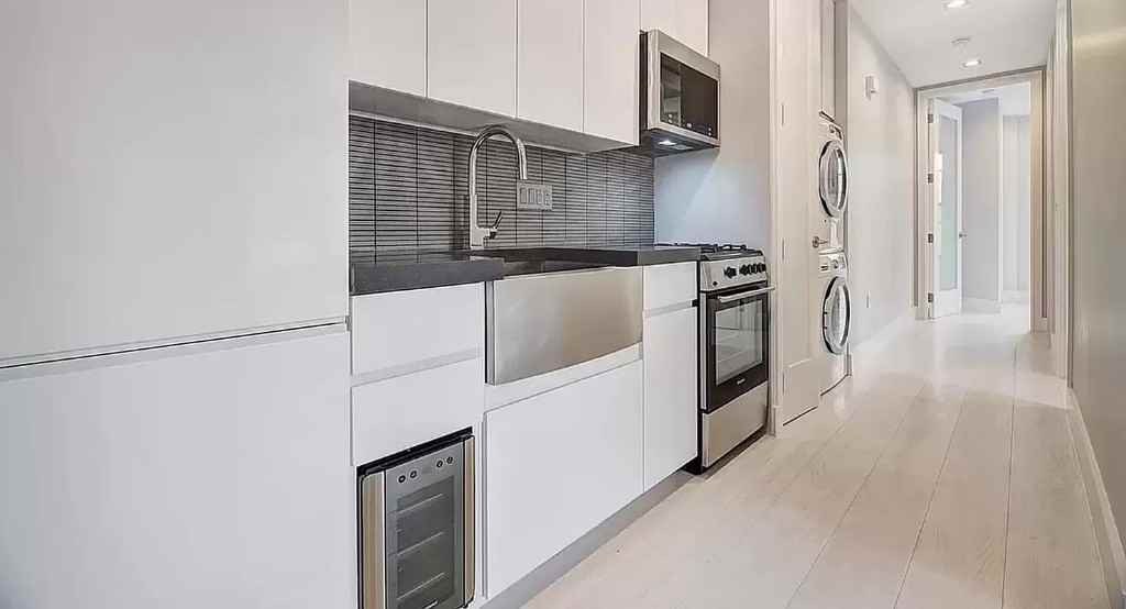 Stanton St #5B - Photo 5 of 8