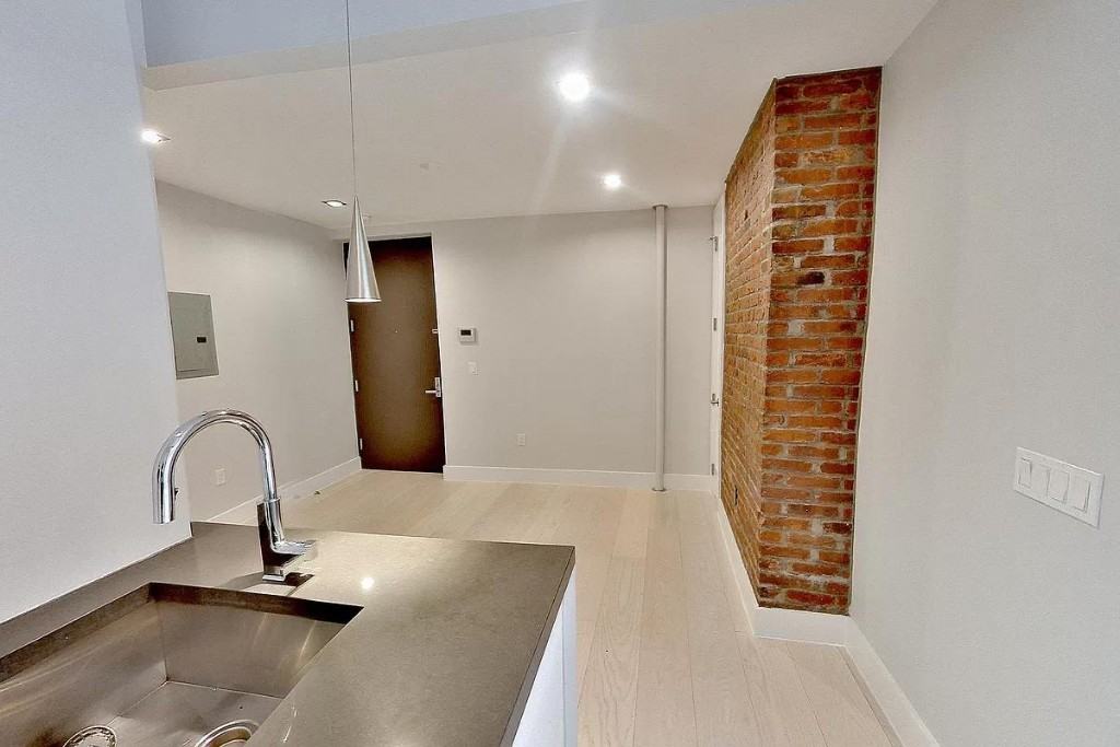 Stanton St #4A - Photo 2 of 5