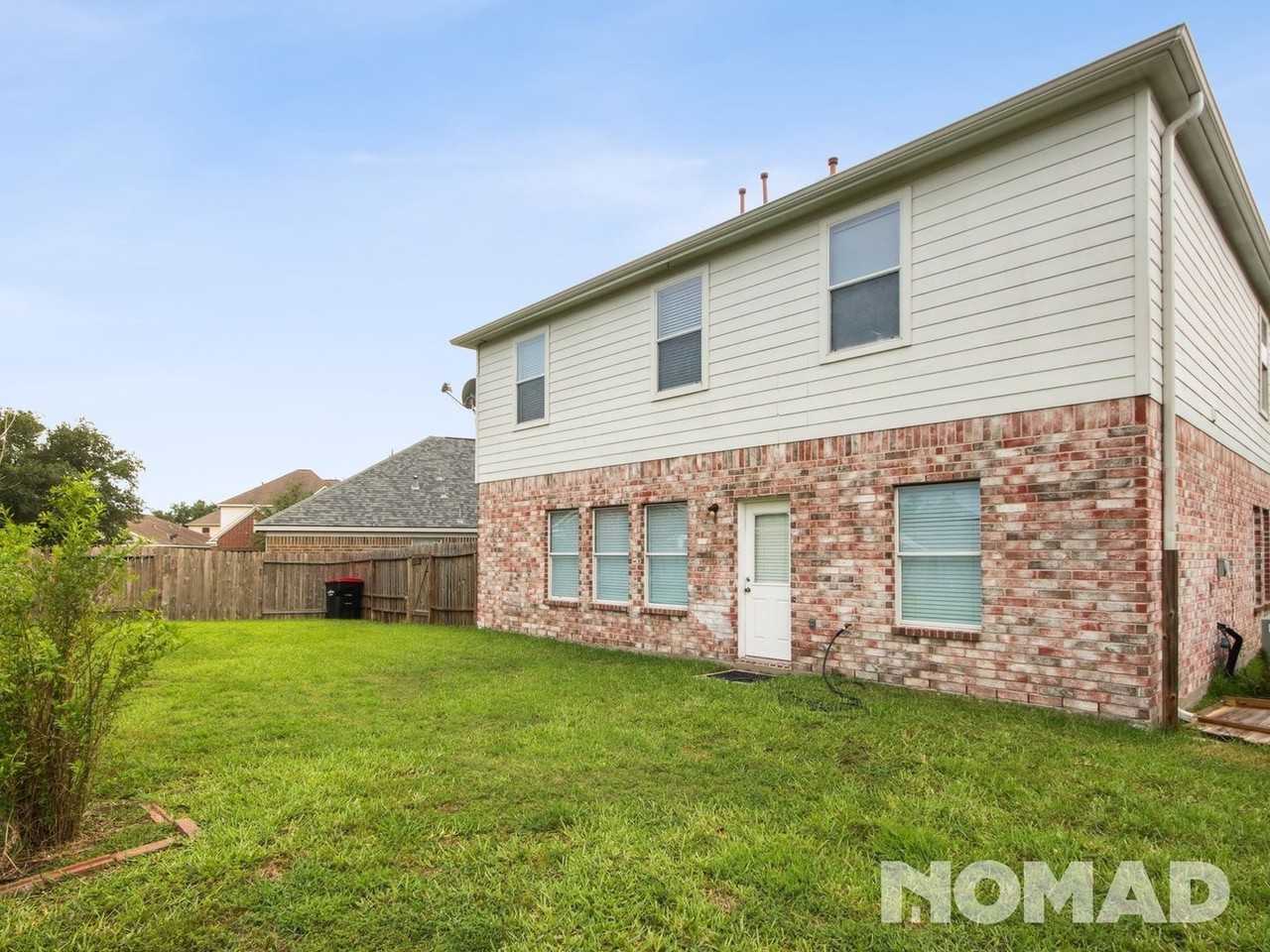18518 Knob Hill Lake Ln - Photo 4 of 26