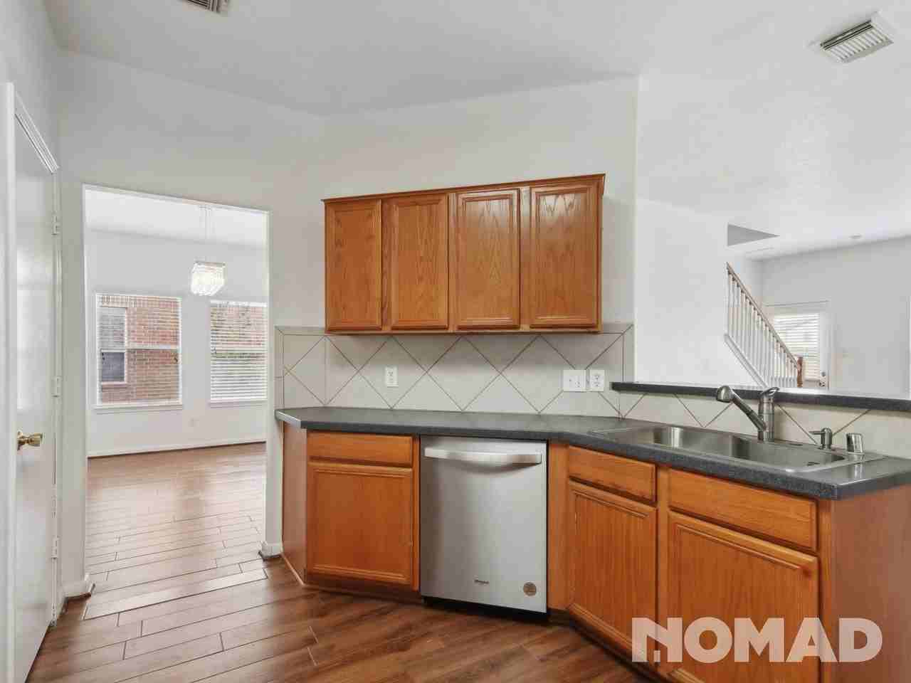 18518 Knob Hill Lake Ln - Photo 7 of 26
