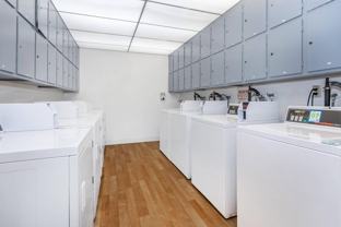 1000 S Catalina Ave - Photo 1 of 1