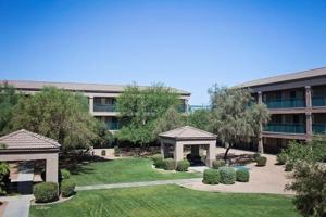 featured image of 9422 East Broadway Road