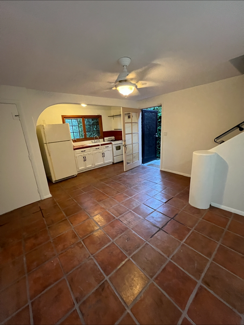 1322 Laveta Terrace - Photo 2 of 15