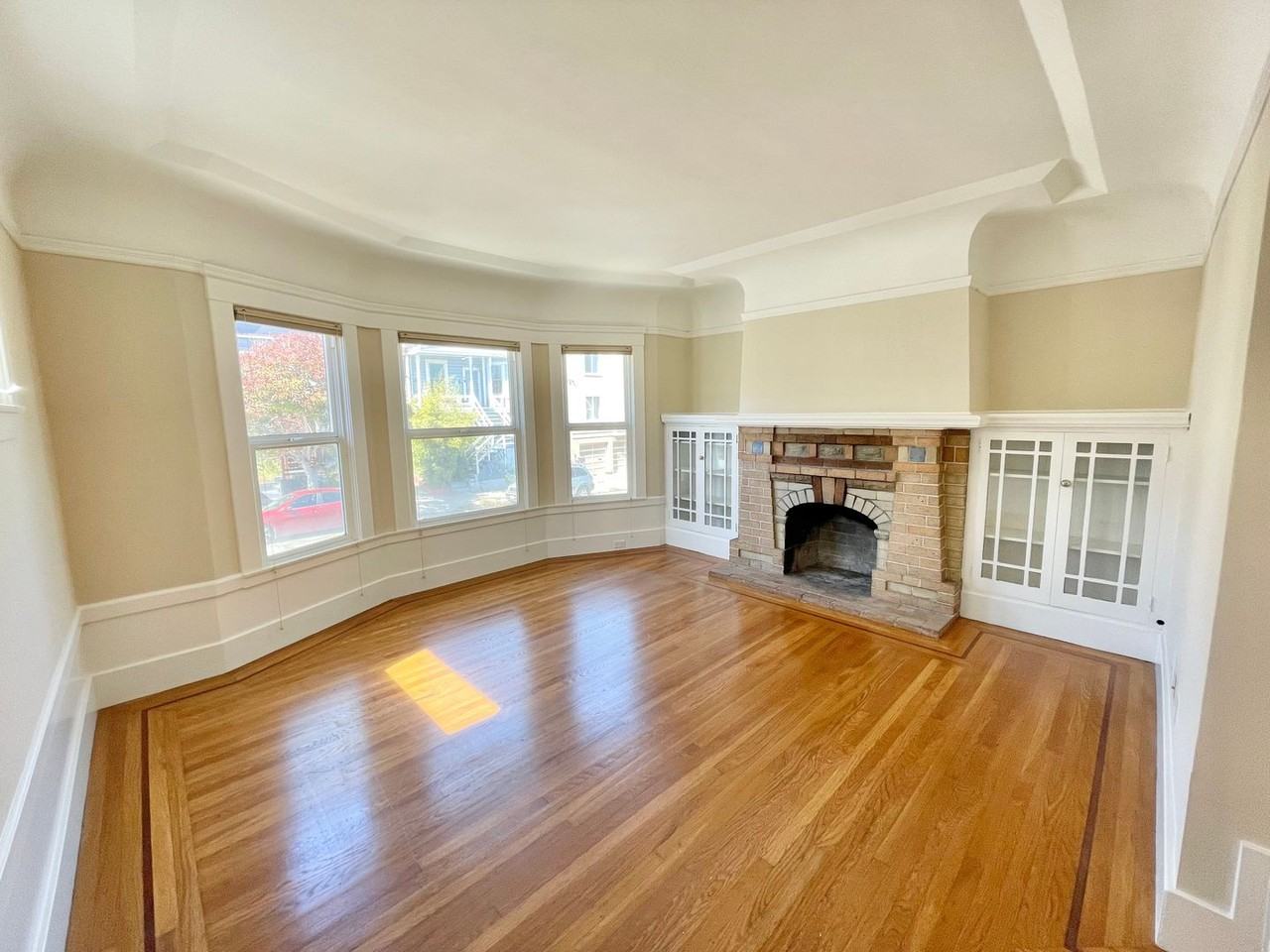 274 Crescent Ave - Photo 3 of 26