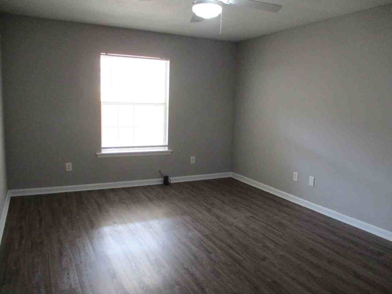 22 Innisbrook Dr - Photo 7 of 17