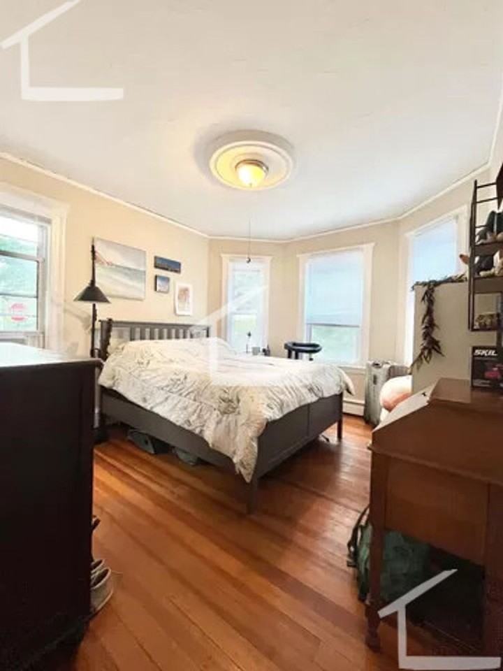 59 Franklin St - Photo 3 of 8