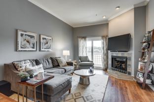 142 W End Pl - Photo 1 of 1