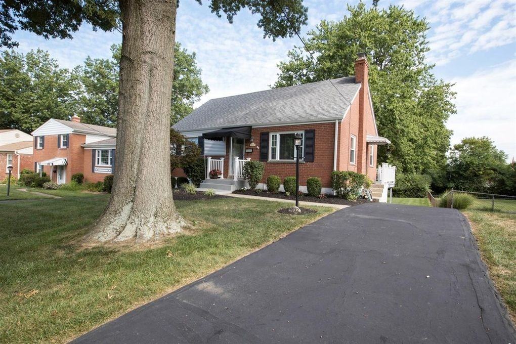 4102 Larchview Dr #NA - Photo 2 of 36