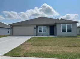 featured image of 2609 S Silver St