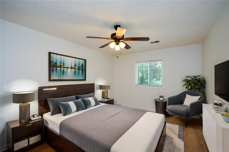 3237 Creek Hollow Drive - Photo 6 of 10