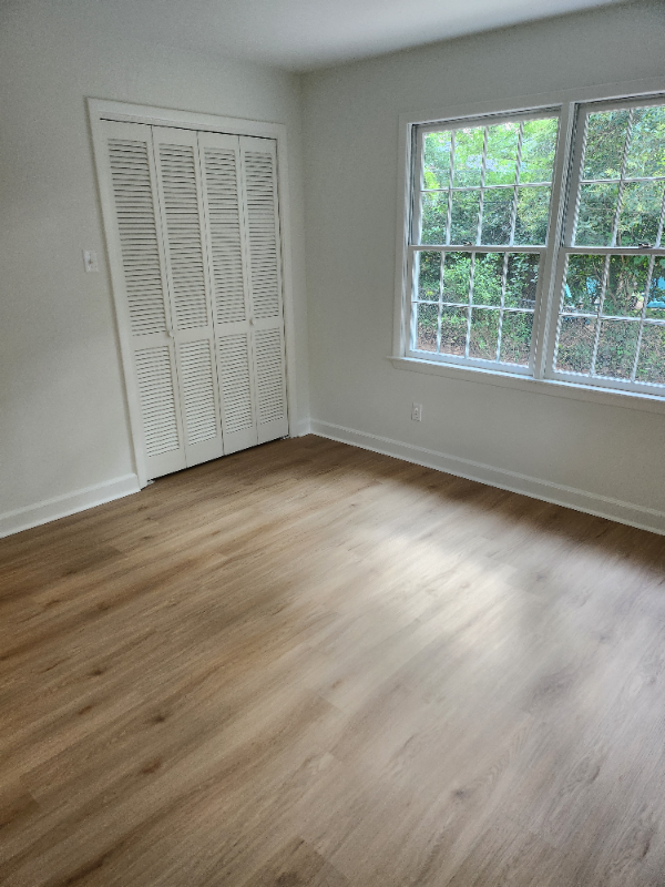 222 7th Ave Ne - Photo 3 of 20