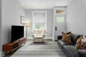 featured image of 4055 Hartford Street #4057