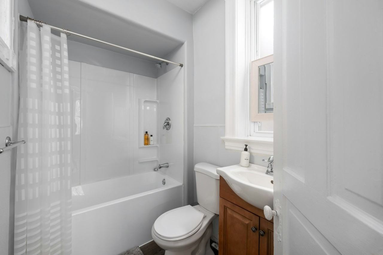 4055-4057 Hartford Street, Unit 4057 - Photo 4 of 17