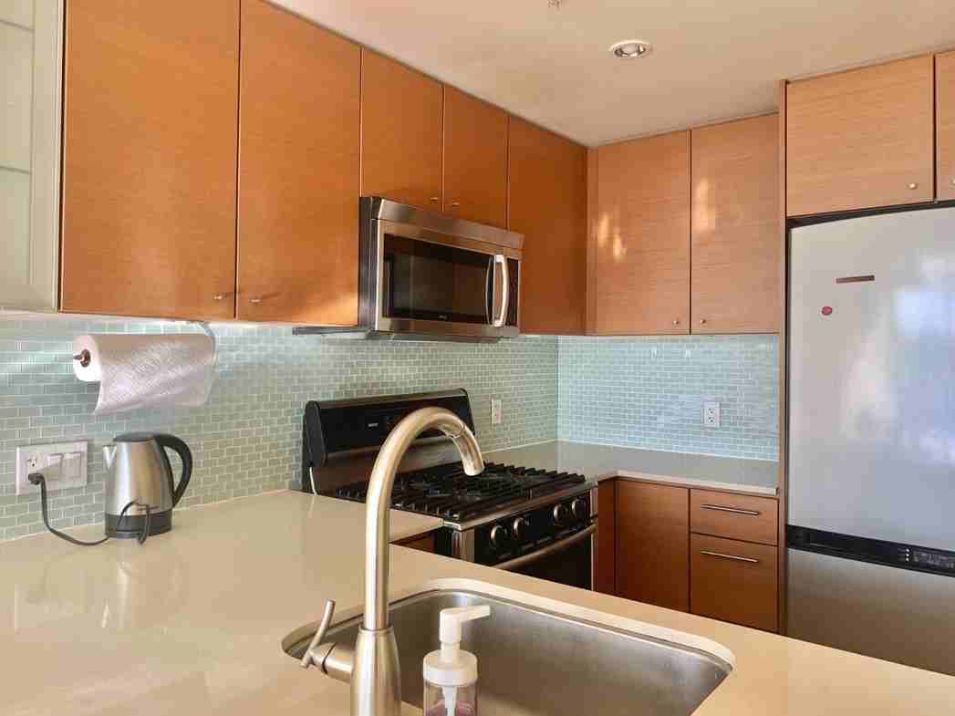 7373 Westminster Highway #805 - Photo 6 of 10