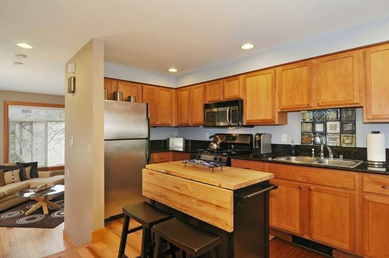 2111 S Washington St - Photo 4 of 20