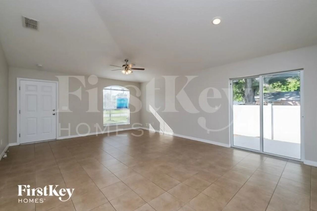 4109 43rd Ave N - Photo 3 of 15