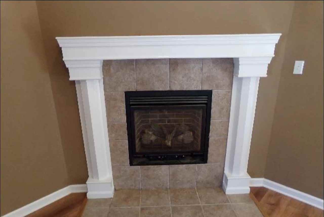 13498 Alexis Dr - Photo 3 of 10